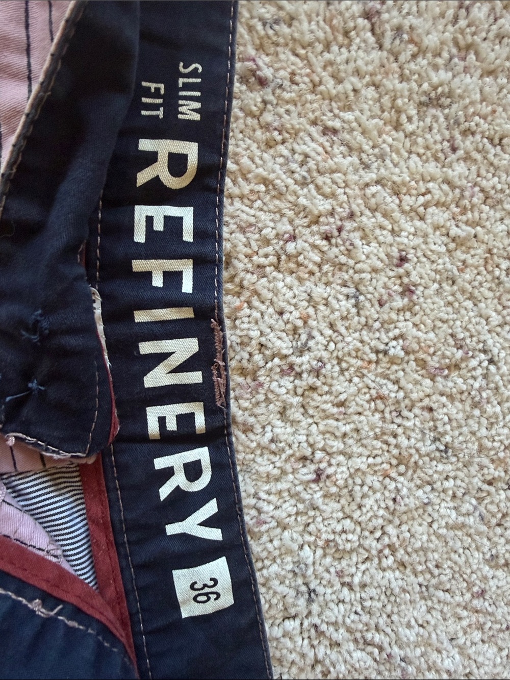 Men’s shorts - Picture 2 of 3